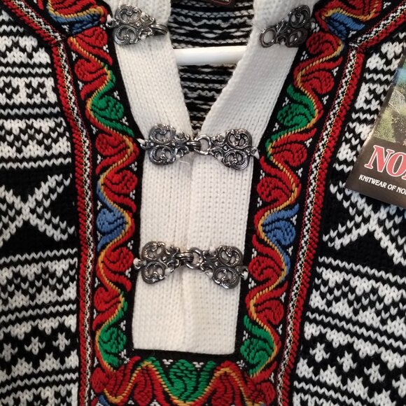 Norwool of Norway 100% Wool Embroidered Sweater Size M NWT - Picture 3 of 9